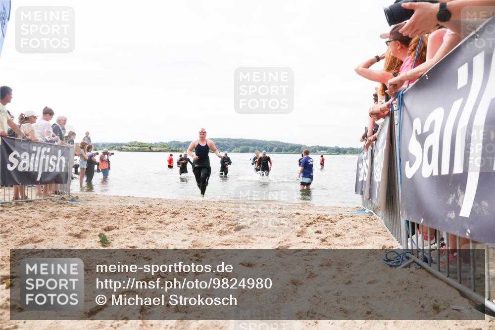 21.06.2026 - Viking Triathlon Michael Strokosch http://msf.ph/oto/9824980 21.06.2026 10:31:19 Schwimmen 14, 98, 486, 569, 637 meine-sportfotos.de