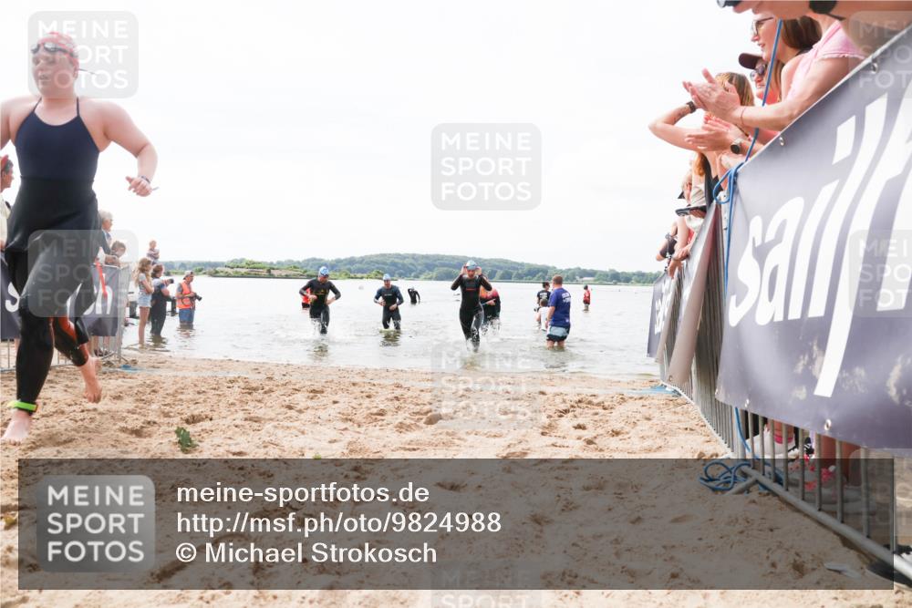 21.06.2026 - Viking Triathlon Michael Strokosch http://msf.ph/oto/9824988 21.06.2026 10:31:22 Schwimmen 14, 98, 486, 569, 637 meine-sportfotos.de