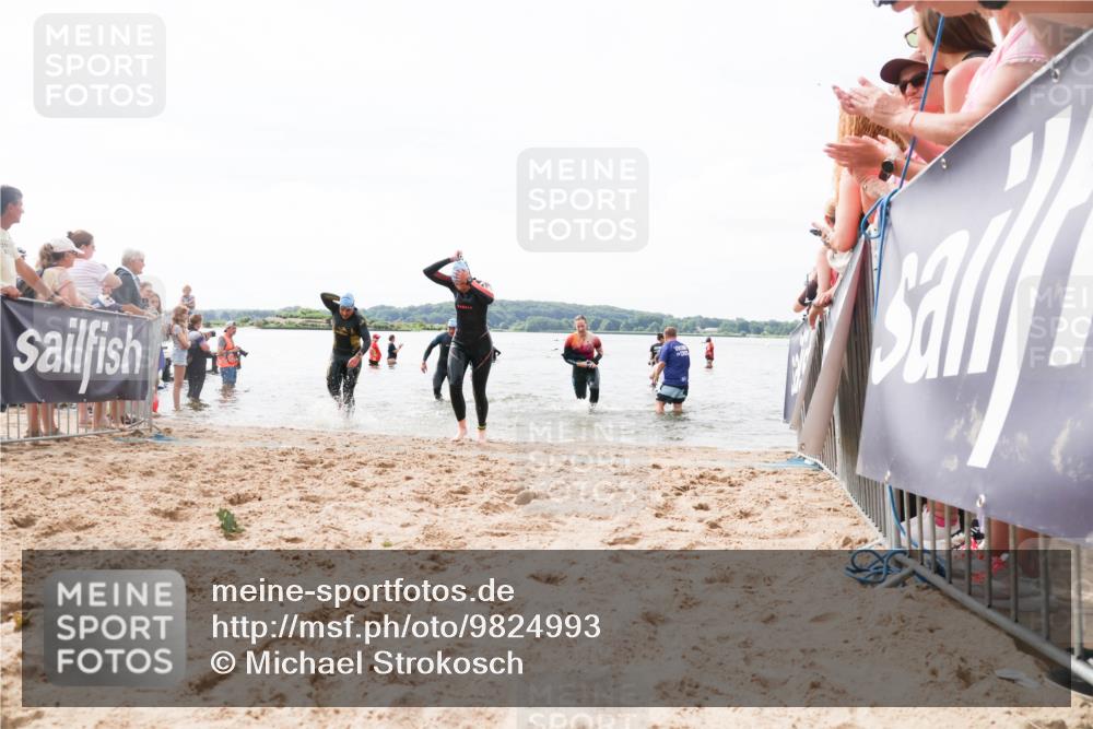 21.06.2026 - Viking Triathlon Michael Strokosch http://msf.ph/oto/9824993 21.06.2026 10:31:23 Schwimmen 14, 98, 486, 569, 637 meine-sportfotos.de