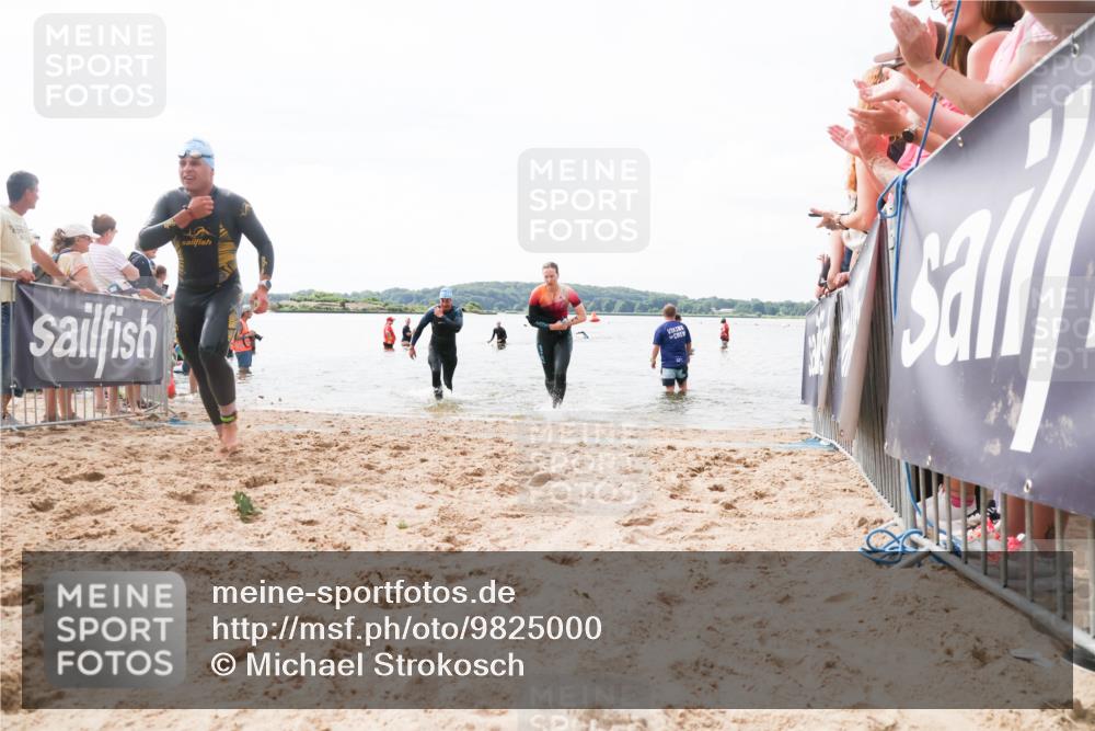 21.06.2026 - Viking Triathlon Michael Strokosch http://msf.ph/oto/9825000 21.06.2026 10:31:26 Schwimmen 14, 98, 486, 569, 637 meine-sportfotos.de