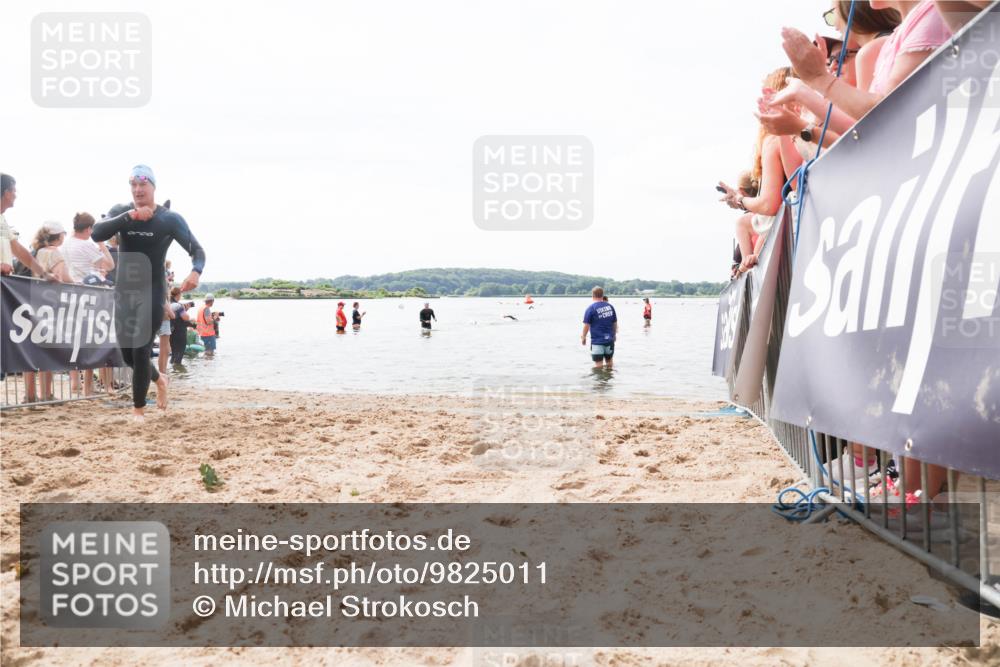 21.06.2026 - Viking Triathlon Michael Strokosch http://msf.ph/oto/9825011 21.06.2026 10:31:29 Schwimmen 14, 98, 486, 569 meine-sportfotos.de