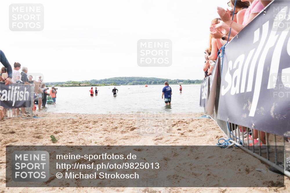 21.06.2026 - Viking Triathlon Michael Strokosch http://msf.ph/oto/9825013 21.06.2026 10:31:30 Schwimmen 14, 486, 569 meine-sportfotos.de