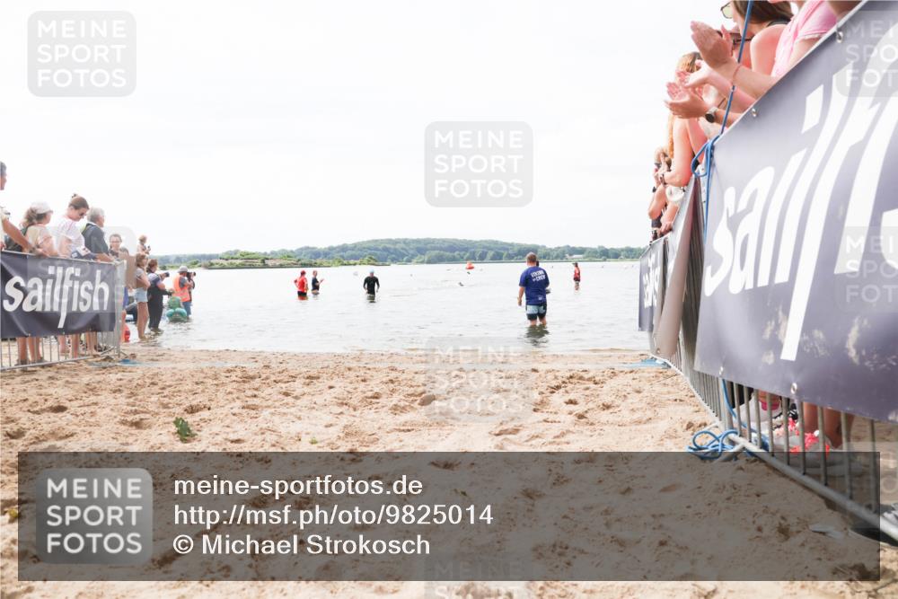 21.06.2026 - Viking Triathlon Michael Strokosch http://msf.ph/oto/9825014 21.06.2026 10:31:30 Schwimmen 14, 486, 569 meine-sportfotos.de
