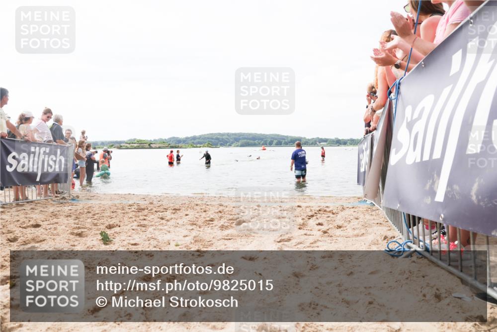 21.06.2026 - Viking Triathlon Michael Strokosch http://msf.ph/oto/9825015 21.06.2026 10:31:31 Schwimmen 14, 486 meine-sportfotos.de