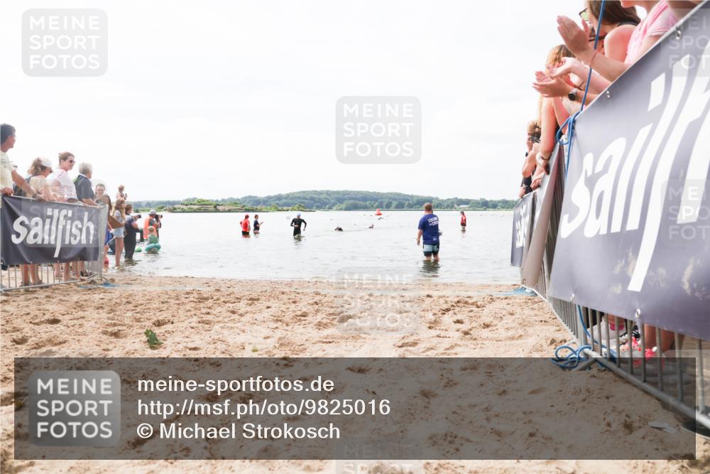21.06.2026 - Viking Triathlon Michael Strokosch http://msf.ph/oto/9825016 21.06.2026 10:31:31 Schwimmen 14, 486 meine-sportfotos.de