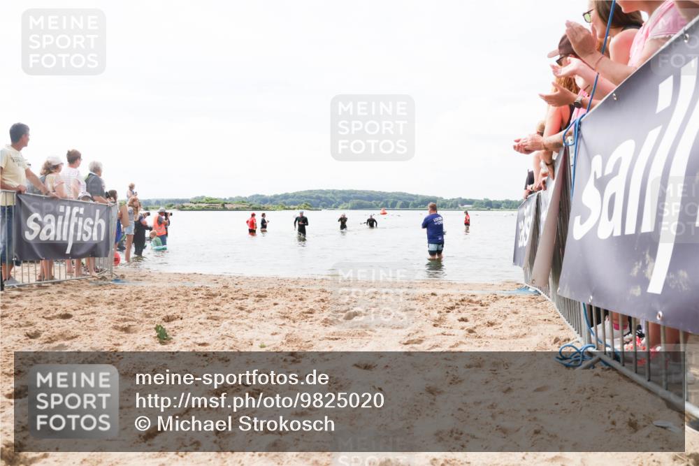 21.06.2026 - Viking Triathlon Michael Strokosch http://msf.ph/oto/9825020 21.06.2026 10:31:32 Schwimmen 14, 486, 506 meine-sportfotos.de