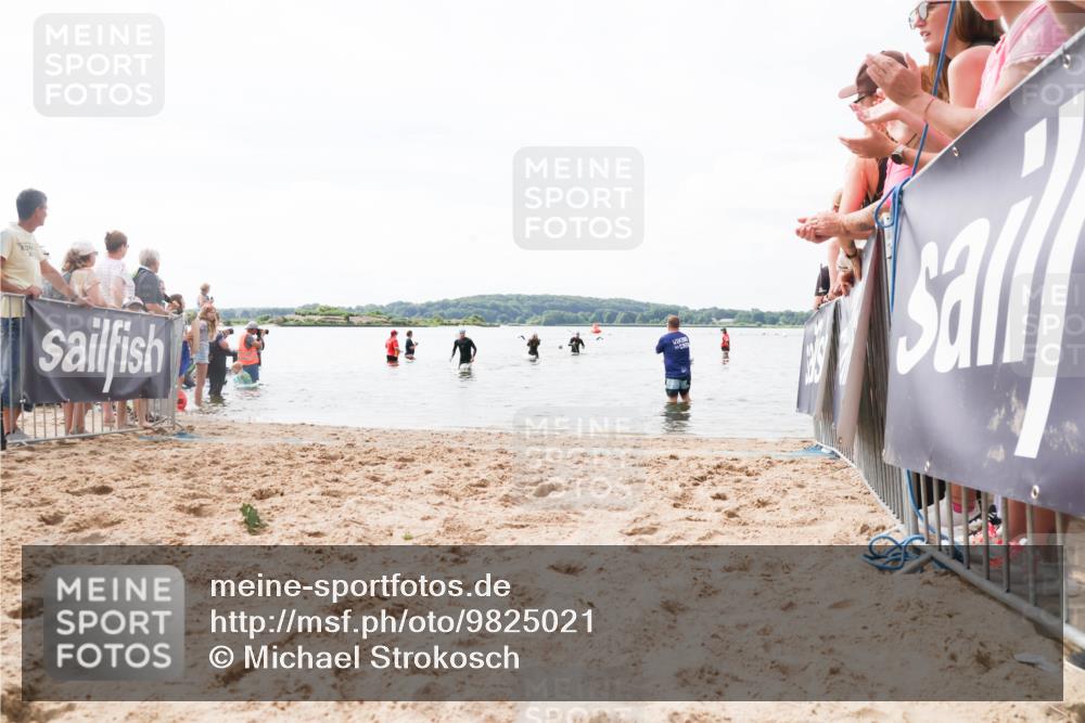 21.06.2026 - Viking Triathlon Michael Strokosch http://msf.ph/oto/9825021 21.06.2026 10:31:33 Schwimmen 486, 506 meine-sportfotos.de