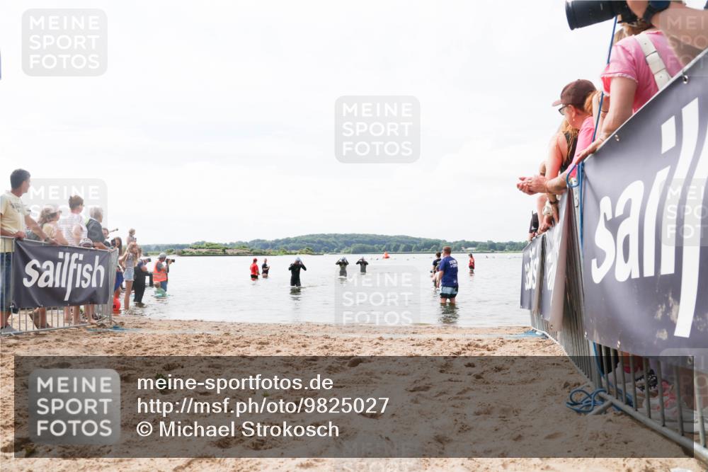 21.06.2026 - Viking Triathlon Michael Strokosch http://msf.ph/oto/9825027 21.06.2026 10:31:35 Schwimmen 506 meine-sportfotos.de