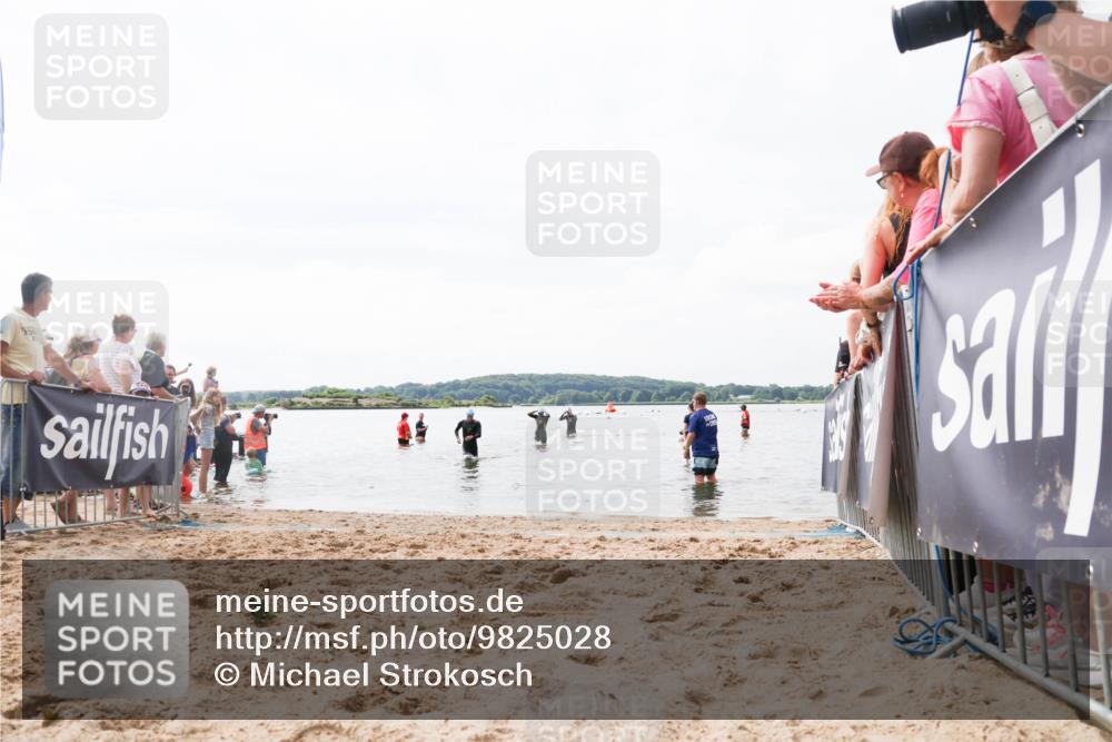 21.06.2026 - Viking Triathlon Michael Strokosch http://msf.ph/oto/9825028 21.06.2026 10:31:35 Schwimmen 506 meine-sportfotos.de