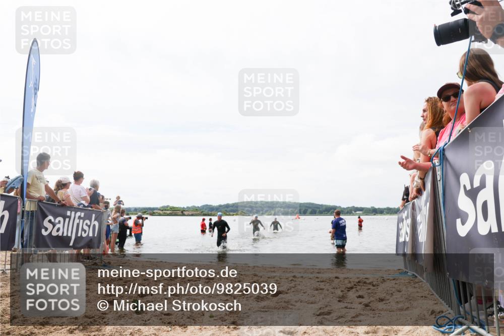 21.06.2026 - Viking Triathlon Michael Strokosch http://msf.ph/oto/9825039 21.06.2026 10:31:39 Schwimmen 17, 506 meine-sportfotos.de