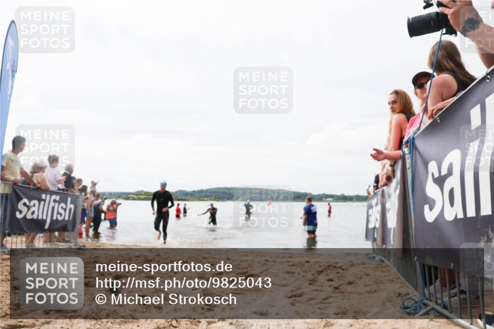 21.06.2026 - Viking Triathlon Michael Strokosch http://msf.ph/oto/9825043 21.06.2026 10:31:41 Schwimmen 17, 506 meine-sportfotos.de