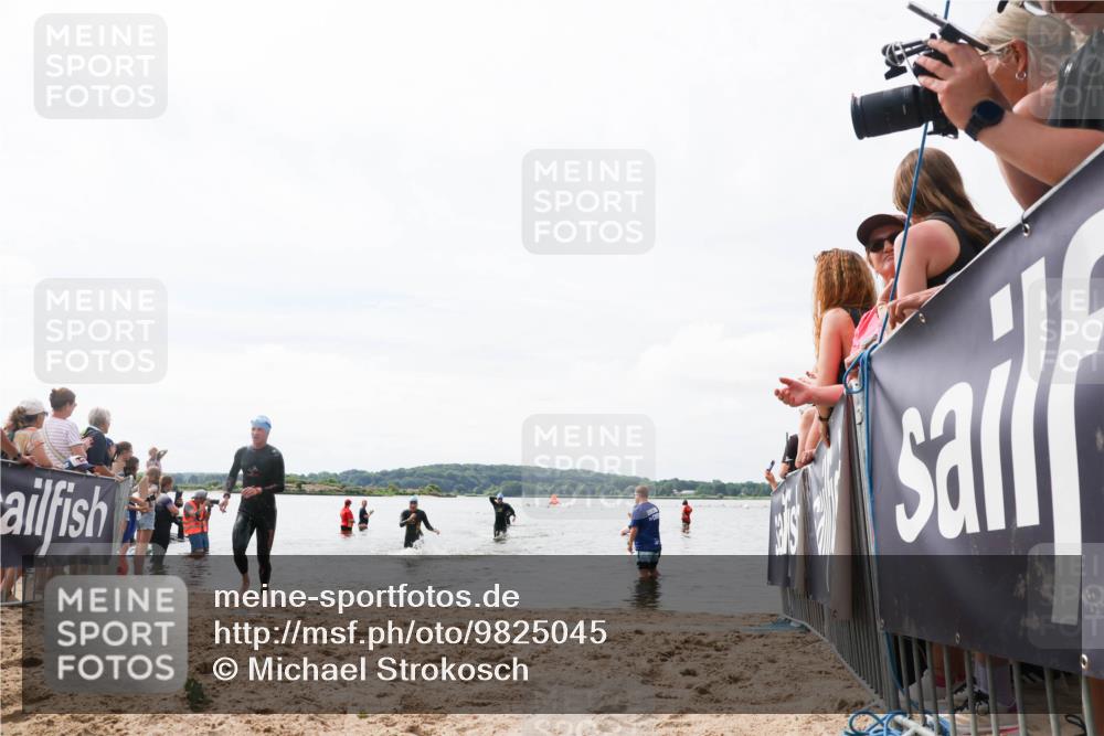 21.06.2026 - Viking Triathlon Michael Strokosch http://msf.ph/oto/9825045 21.06.2026 10:31:41 Schwimmen 17, 506 meine-sportfotos.de