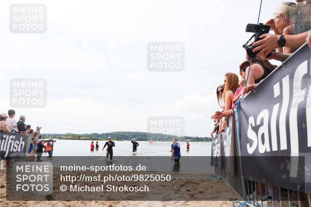 21.06.2026 - Viking Triathlon Michael Strokosch http://msf.ph/oto/9825050 21.06.2026 10:31:43 Schwimmen 17, 506 meine-sportfotos.de