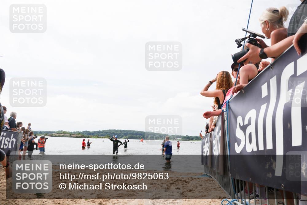 21.06.2026 - Viking Triathlon Michael Strokosch http://msf.ph/oto/9825063 21.06.2026 10:31:47 Schwimmen 17, 487, 506 meine-sportfotos.de