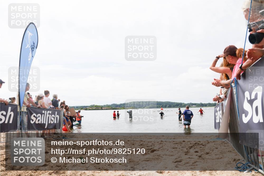 21.06.2026 - Viking Triathlon Michael Strokosch http://msf.ph/oto/9825120 21.06.2026 10:32:12 Schwimmen 145 meine-sportfotos.de