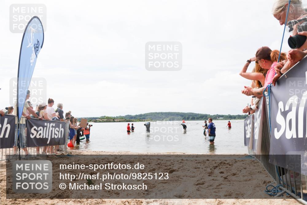 21.06.2026 - Viking Triathlon Michael Strokosch http://msf.ph/oto/9825123 21.06.2026 10:32:13 Schwimmen 145 meine-sportfotos.de