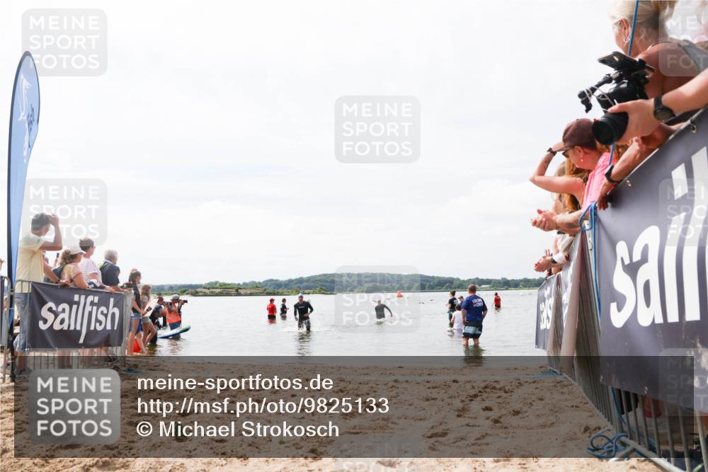 21.06.2026 - Viking Triathlon Michael Strokosch http://msf.ph/oto/9825133 21.06.2026 10:32:16 Schwimmen 145 meine-sportfotos.de