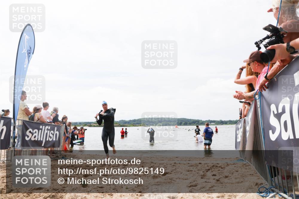 21.06.2026 - Viking Triathlon Michael Strokosch http://msf.ph/oto/9825149 21.06.2026 10:32:21 Schwimmen 13, 145 meine-sportfotos.de