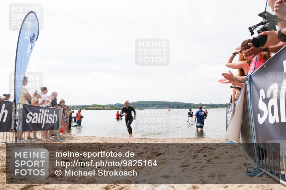 21.06.2026 - Viking Triathlon Michael Strokosch http://msf.ph/oto/9825164 21.06.2026 10:32:26 Schwimmen 13, 145 meine-sportfotos.de