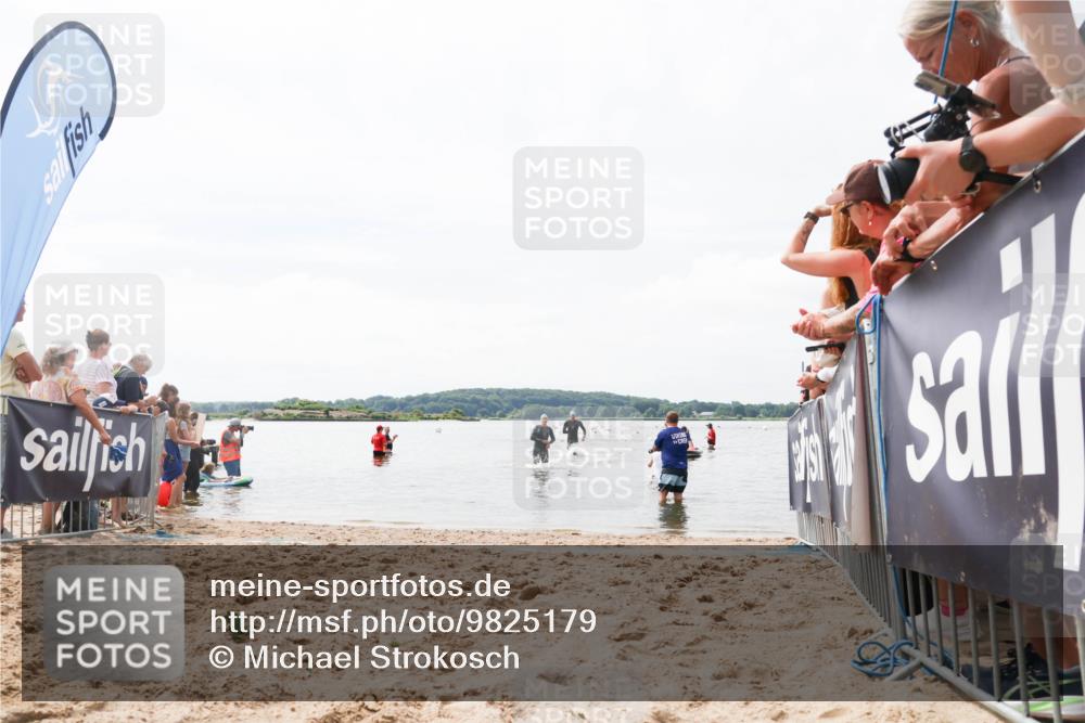 21.06.2026 - Viking Triathlon Michael Strokosch http://msf.ph/oto/9825179 21.06.2026 10:32:41 Schwimmen 447, 500 meine-sportfotos.de