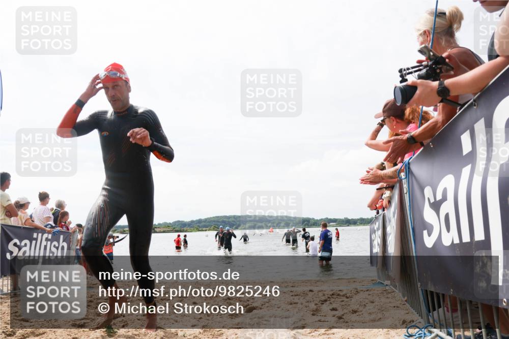 21.06.2026 - Viking Triathlon Michael Strokosch http://msf.ph/oto/9825246 21.06.2026 10:33:03 Schwimmen 114, 126, 269, 644 meine-sportfotos.de