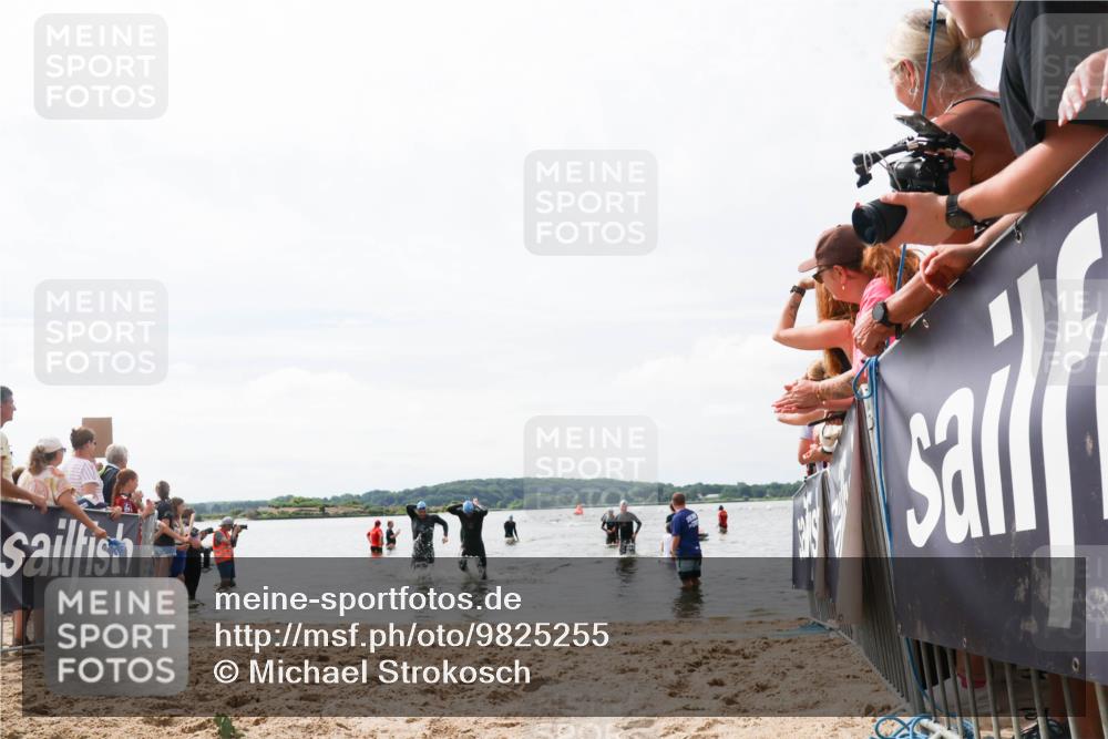 21.06.2026 - Viking Triathlon Michael Strokosch http://msf.ph/oto/9825255 21.06.2026 10:33:06 Schwimmen 114, 269, 383, 644 meine-sportfotos.de