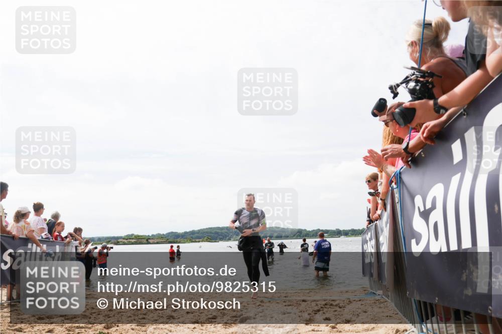21.06.2026 - Viking Triathlon Michael Strokosch http://msf.ph/oto/9825315 21.06.2026 10:33:26 Schwimmen 109, 238, 579 meine-sportfotos.de