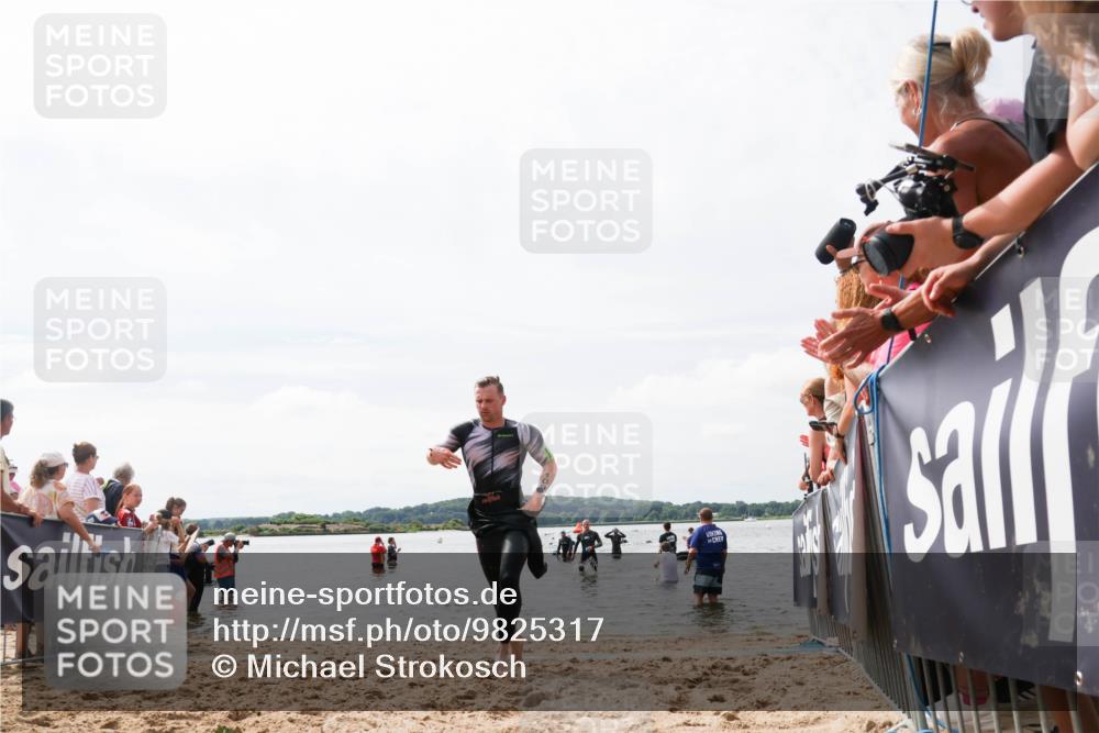 21.06.2026 - Viking Triathlon Michael Strokosch http://msf.ph/oto/9825317 21.06.2026 10:33:27 Schwimmen 109, 238, 579 meine-sportfotos.de