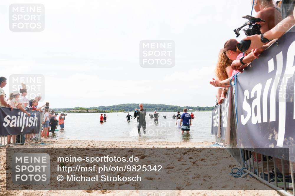 21.06.2026 - Viking Triathlon Michael Strokosch http://msf.ph/oto/9825342 21.06.2026 10:33:35 Schwimmen 446 meine-sportfotos.de