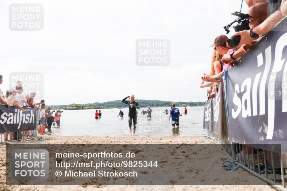 21.06.2026 - Viking Triathlon Michael Strokosch http://msf.ph/oto/9825344 21.06.2026 10:33:36 Schwimmen 446 meine-sportfotos.de