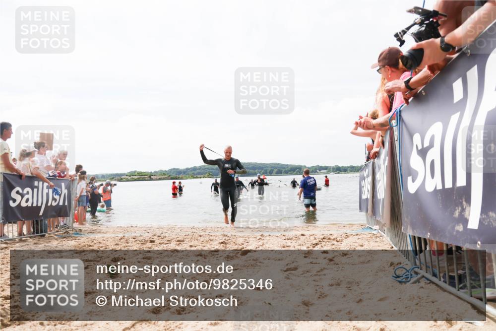 21.06.2026 - Viking Triathlon Michael Strokosch http://msf.ph/oto/9825346 21.06.2026 10:33:36 Schwimmen 446 meine-sportfotos.de