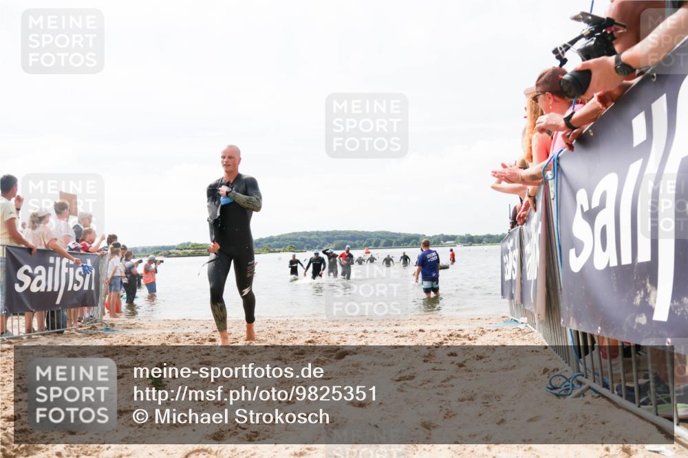21.06.2026 - Viking Triathlon Michael Strokosch http://msf.ph/oto/9825351 21.06.2026 10:33:38 Schwimmen 392, 446 meine-sportfotos.de