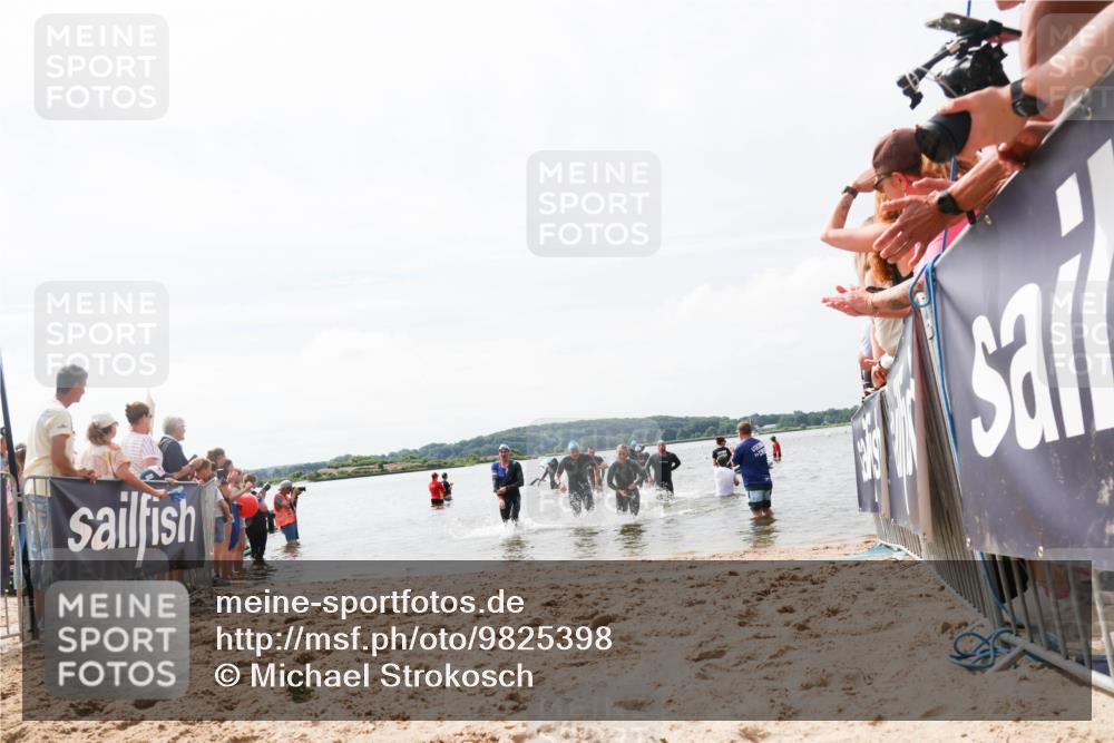 21.06.2026 - Viking Triathlon Michael Strokosch http://msf.ph/oto/9825398 21.06.2026 10:33:54 Schwimmen 28, 62, 180, 249, 265, 410, 524, 537 meine-sportfotos.de