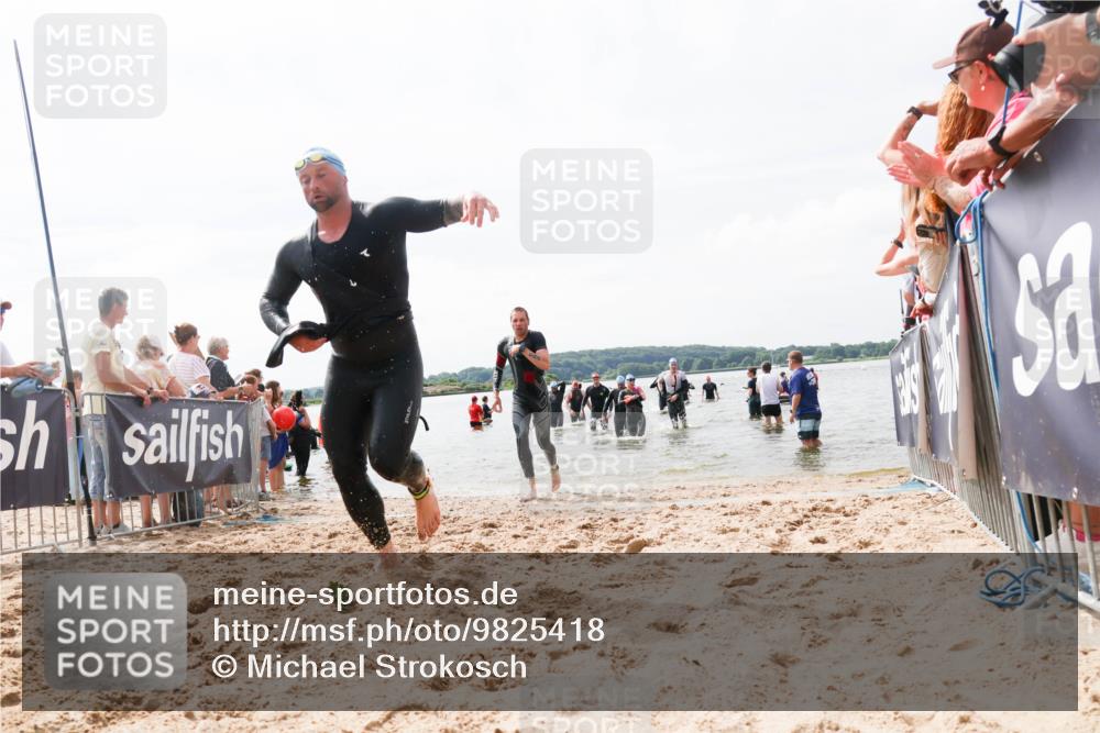 21.06.2026 - Viking Triathlon Michael Strokosch http://msf.ph/oto/9825418 21.06.2026 10:34:00 Schwimmen 28, 102, 249, 265, 343, 410, 524 meine-sportfotos.de