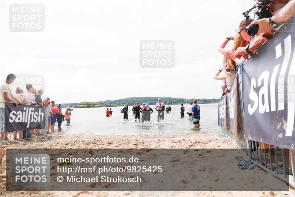 21.06.2026 - Viking Triathlon Michael Strokosch http://msf.ph/oto/9825425 21.06.2026 10:34:03 Schwimmen 28, 102, 154, 265, 343, 432, 524, 660, 664 meine-sportfotos.de