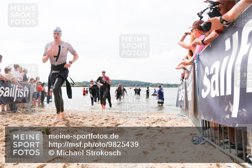 21.06.2026 - Viking Triathlon Michael Strokosch http://msf.ph/oto/9825439 21.06.2026 10:34:07 Schwimmen 102, 154, 221, 265, 343, 432, 660, 664 meine-sportfotos.de