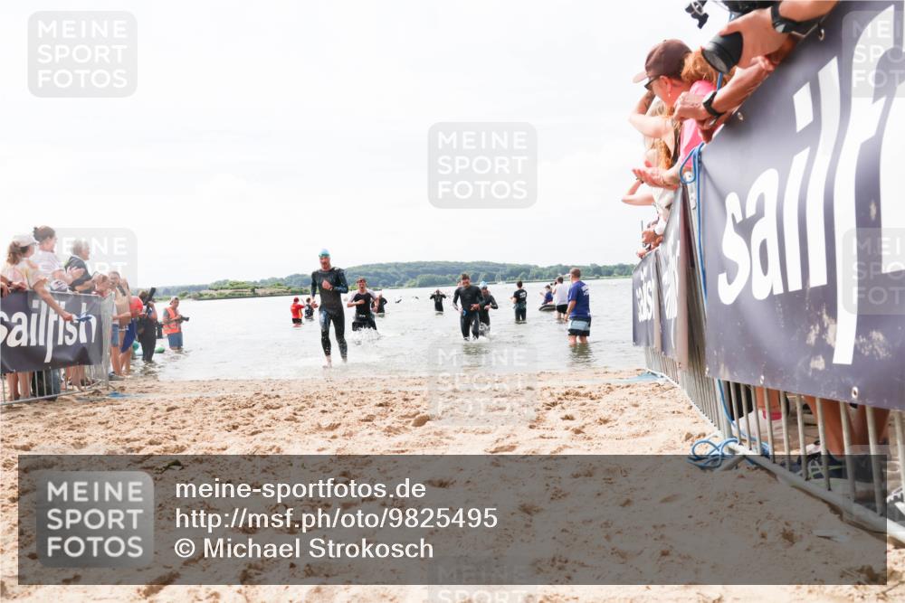 21.06.2026 - Viking Triathlon Michael Strokosch http://msf.ph/oto/9825495 21.06.2026 10:34:26 Schwimmen 30, 47, 90, 170, 576, 627 meine-sportfotos.de