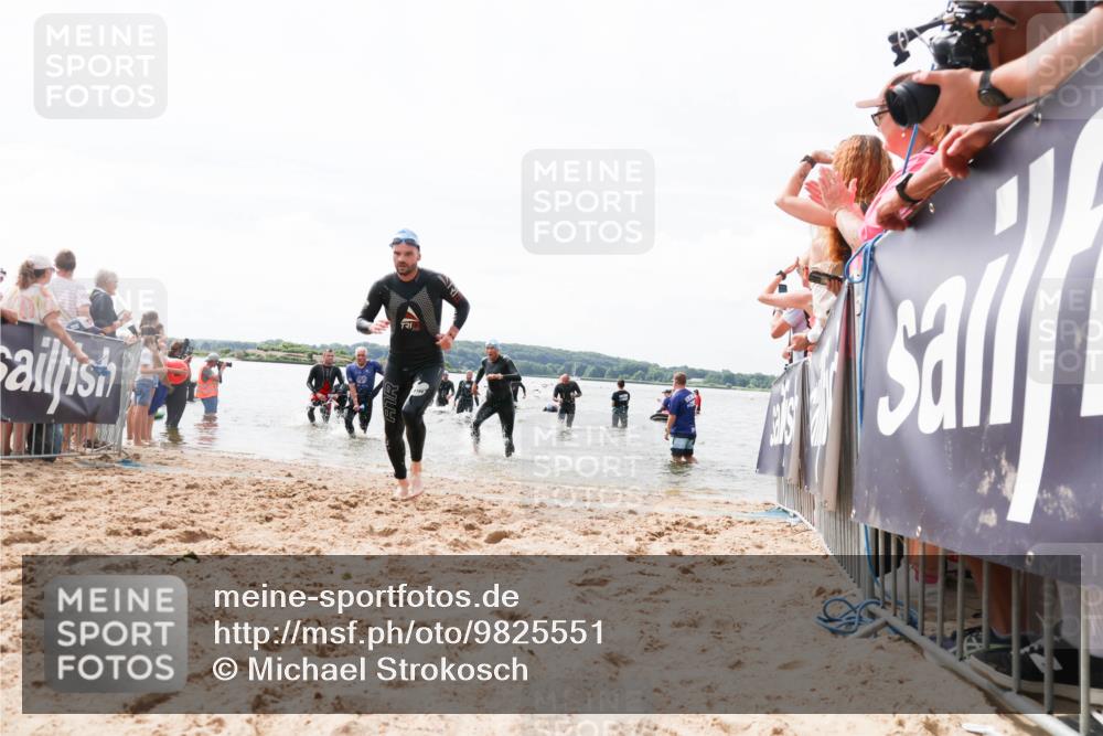 21.06.2026 - Viking Triathlon Michael Strokosch http://msf.ph/oto/9825551 21.06.2026 10:34:45 Schwimmen 51, 82, 118, 255, 391, 440, 653 meine-sportfotos.de