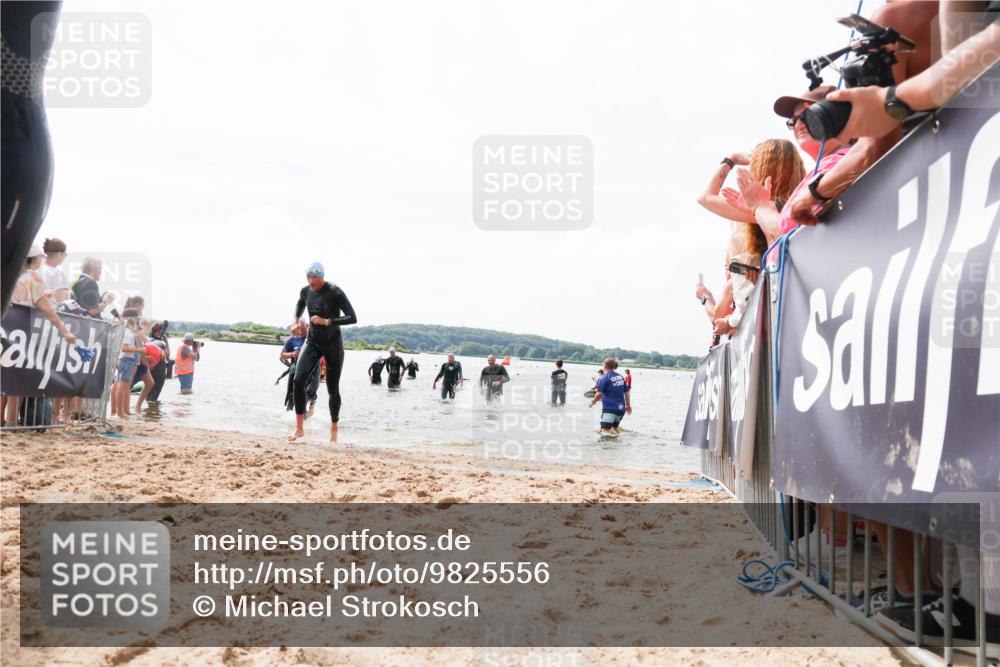 21.06.2026 - Viking Triathlon Michael Strokosch http://msf.ph/oto/9825556 21.06.2026 10:34:46 Schwimmen 51, 82, 118, 255, 391, 440, 653 meine-sportfotos.de