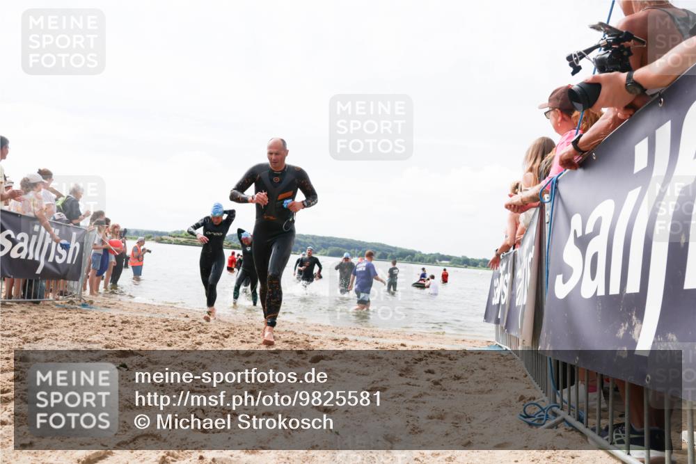 21.06.2026 - Viking Triathlon Michael Strokosch http://msf.ph/oto/9825581 21.06.2026 10:34:55 Schwimmen 26, 51, 82, 118, 161, 199, 255, 386, 536 meine-sportfotos.de