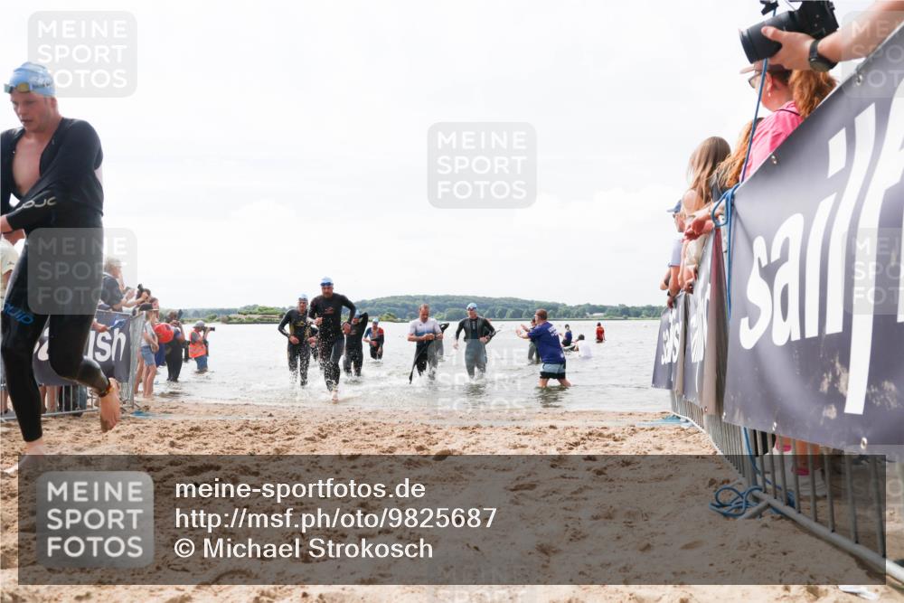 21.06.2026 - Viking Triathlon Michael Strokosch http://msf.ph/oto/9825687 21.06.2026 10:35:30 Schwimmen 49, 73, 136, 194, 242, 311, 332, 380, 430, 490, 501, 551 meine-sportfotos.de