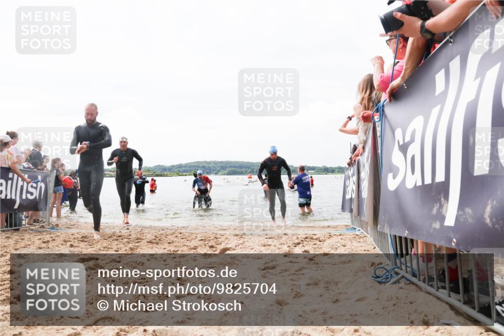 21.06.2026 - Viking Triathlon Michael Strokosch http://msf.ph/oto/9825704 21.06.2026 10:35:35 Schwimmen 49, 136, 194, 226, 242, 311, 332, 380, 430, 501, 551 meine-sportfotos.de