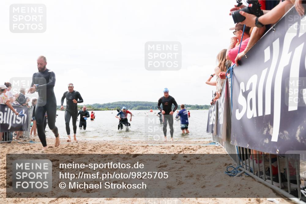 21.06.2026 - Viking Triathlon Michael Strokosch http://msf.ph/oto/9825705 21.06.2026 10:35:36 Schwimmen 49, 136, 194, 226, 242, 311, 332, 380, 430, 501, 551 meine-sportfotos.de