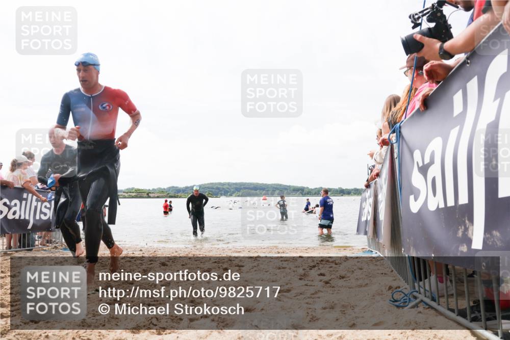 21.06.2026 - Viking Triathlon Michael Strokosch http://msf.ph/oto/9825717 21.06.2026 10:35:40 Schwimmen 49, 226, 311, 332, 501, 551 meine-sportfotos.de