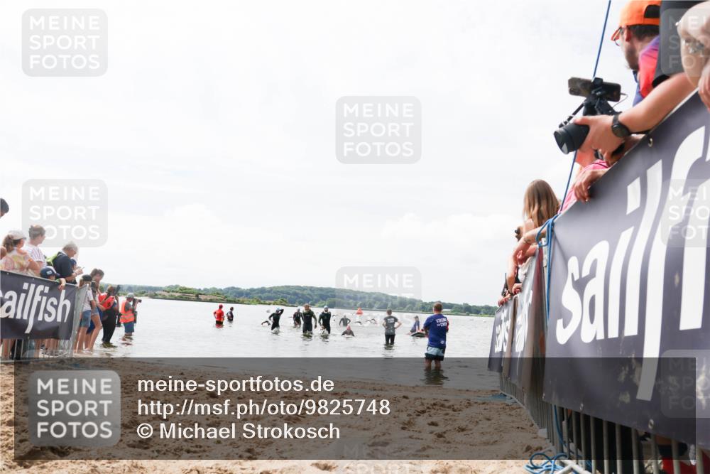21.06.2026 - Viking Triathlon Michael Strokosch http://msf.ph/oto/9825748 21.06.2026 10:35:53 Schwimmen 137, 651 meine-sportfotos.de