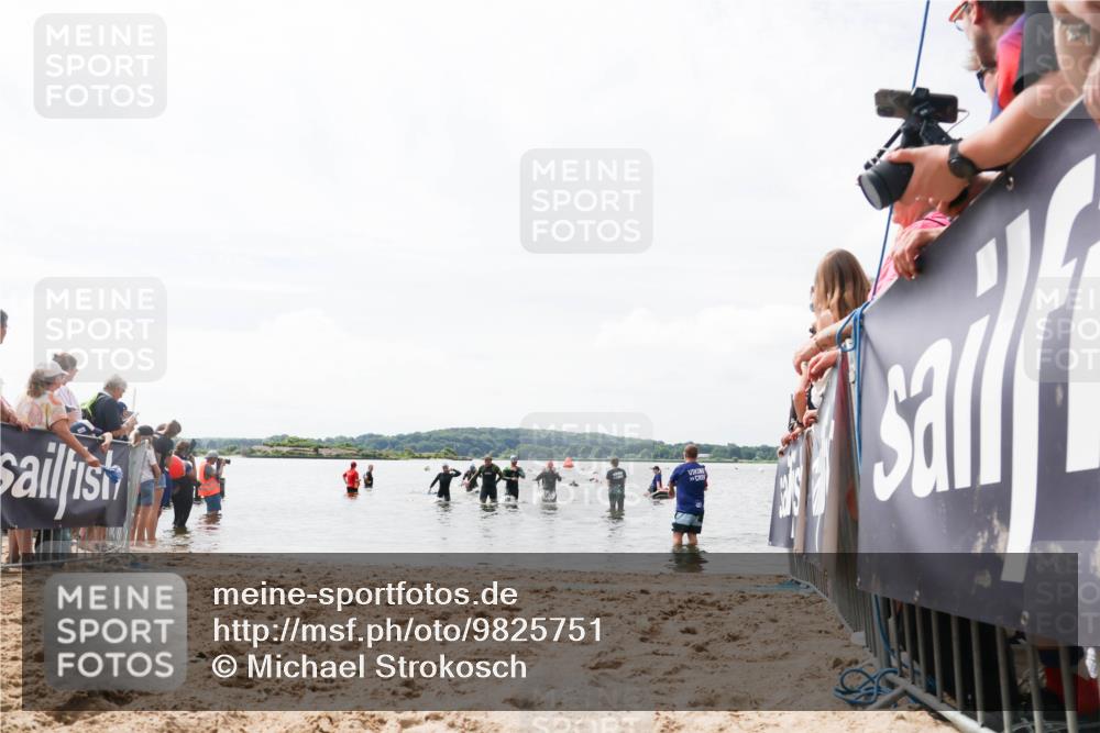 21.06.2026 - Viking Triathlon Michael Strokosch http://msf.ph/oto/9825751 21.06.2026 10:35:54 Schwimmen 137, 472, 651 meine-sportfotos.de