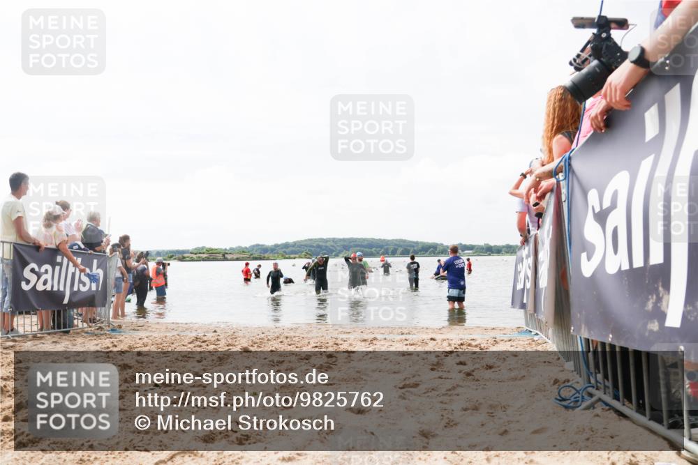 21.06.2026 - Viking Triathlon Michael Strokosch http://msf.ph/oto/9825762 21.06.2026 10:35:58 Schwimmen 137, 202, 472, 651 meine-sportfotos.de