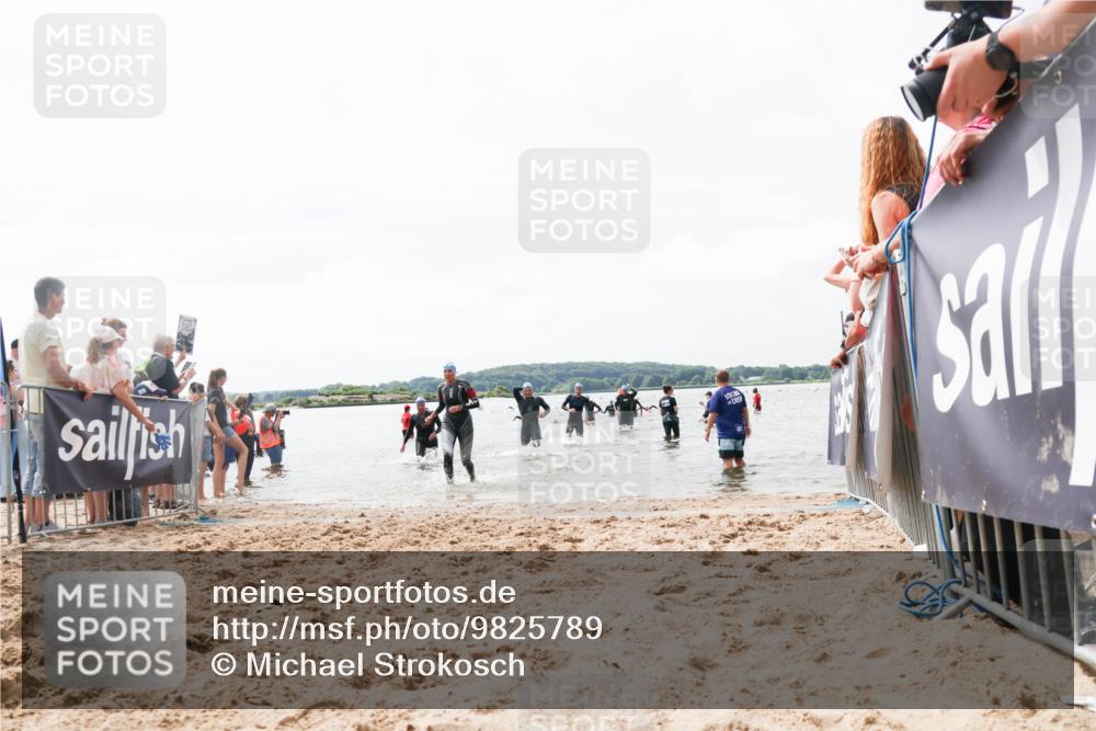 21.06.2026 - Viking Triathlon Michael Strokosch http://msf.ph/oto/9825789 21.06.2026 10:36:07 Schwimmen 20, 137, 200, 202, 360, 472, 530, 651 meine-sportfotos.de