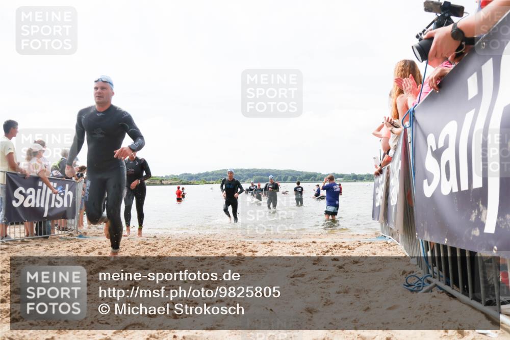21.06.2026 - Viking Triathlon Michael Strokosch http://msf.ph/oto/9825805 21.06.2026 10:36:12 Schwimmen 20, 200, 323, 360, 530, 560, 656 meine-sportfotos.de