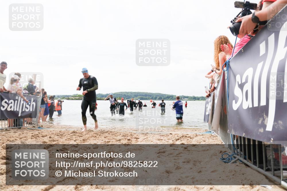 21.06.2026 - Viking Triathlon Michael Strokosch http://msf.ph/oto/9825822 21.06.2026 10:36:18 Schwimmen 200, 205, 323, 530, 556, 560, 656 meine-sportfotos.de